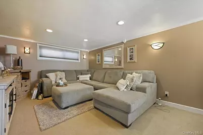 1356 Blue Spruce Lane, Wantagh, NY 11793 - Photo 20