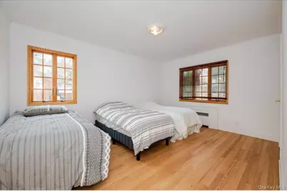 18 Locust Drive, Great Neck, NY 11021 - Photo 16