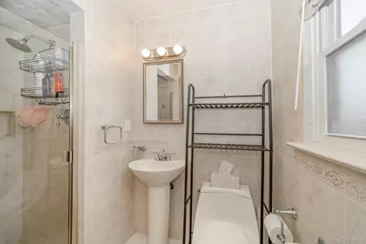 3738 Regent Lane, Wantagh, NY 11793 - Photo 18