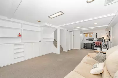 3738 Regent Lane, Wantagh, NY 11793 - Photo 22