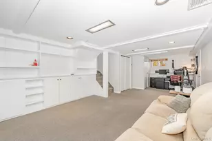 3738 Regent Ln, Wantagh, NY 11793 - Photo 22