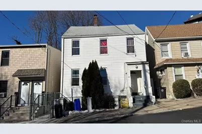 22 Grove Street, New York, NY 10304 - Photo 1