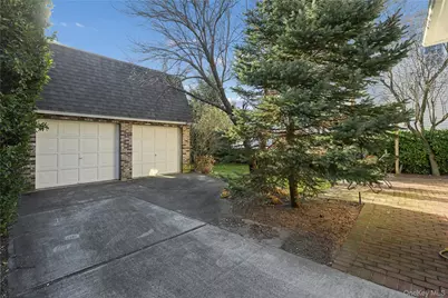 109 Longworth Avenue, Woodmere, NY 11598 - Photo 26