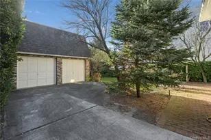 109 Longworth Ave, Woodmere, NY 11598 - Photo 26