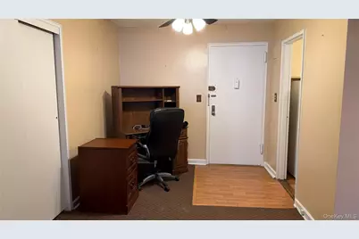 33-26 92 Street #4X, Jackson Heights, NY 11372 - Photo 6