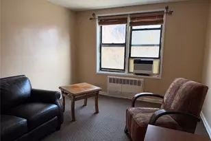 33-26 92nd St, Jackson Heights, NY 11372 - Photo 2