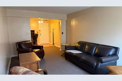 33-26 92 Street #4X, Jackson Heights, NY 11372 - Photo 4