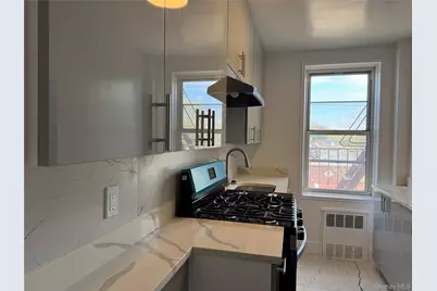 222-89 Braddock Avenue #3-E, Bellerose, NY 11428 - Photo 6