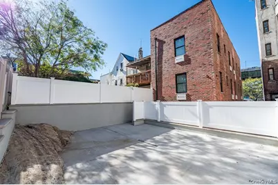 518 Morris Park, Bronx, NY 10460 - Photo 26