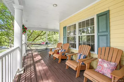 5 Morning View Court, Chappaqua, NY 10514 - Photo 2