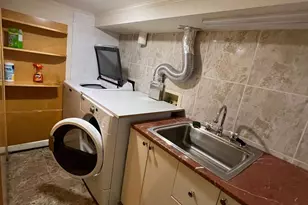 52-62 68th St, Maspeth, NY 11378 - Photo 16