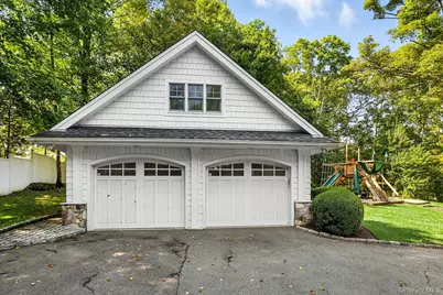 276 Quaker Road, Chappaqua, NY 10514 - Photo 2