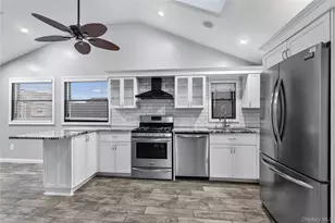 33 Kent Rd, Island Park, NY 11561 - Photo 2