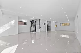 33-07 153rd St, Flushing, NY 11354 - Photo 6