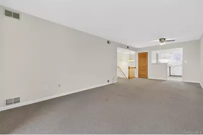 26 Cooper Road #715, Poughkeepsie, NY 12603 - Photo 14