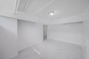 87-03 168th Pl, Jamaica, NY 11432 - Photo 40