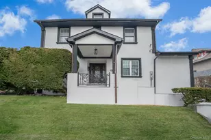 87-03 168th Pl, Jamaica, NY 11432 - Photo 1