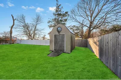 52 Manhasset Drive, Mastic Beach, NY 11951 - Photo 10