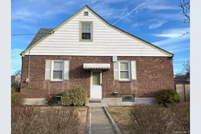 1041 Mosefan Street, Franklin Square, NY 11010 - Photo 4