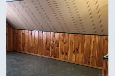 1041 Mosefan Street, Franklin Square, NY 11010 - Photo 30