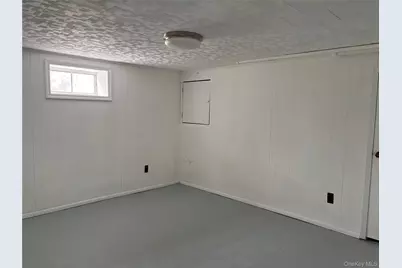 1041 Mosefan Street, Franklin Square, NY 11010 - Photo 42