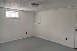 1041 Mosefan St, Franklin Square, NY 11010 - Photo 42