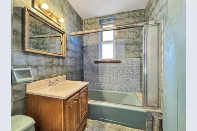 19-13 21st Road, Astoria, NY 11105 - Photo 16