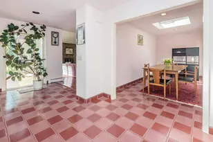 2 Stonytown Rd, Manhasset, NY 11030 - Photo 8