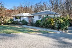 40 Minkel Rd, Ossining, NY 10562 - Photo 2