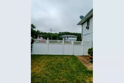 161 Wurz Street, Brentwood, NY 11717 - Photo 14