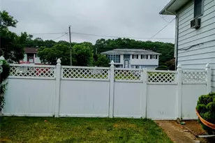 161 Wurz St, Brentwood, NY 11717 - Photo 14