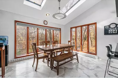 22 Lake Road, Great Neck, NY 11020 - Photo 12