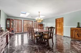 22 Lake Rd, Great Neck, NY 11020 - Photo 10