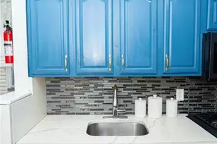 11411 207th St, Cambria Heights, NY 11411 - Photo 4