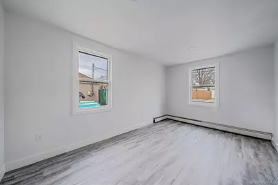 45 Redington Street, Bay Shore, NY 11706 - Photo 18