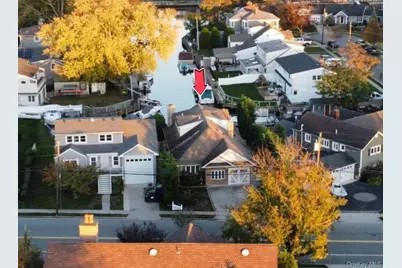 119 Alhambra Road, Massapequa, NY 11758 - Photo 6