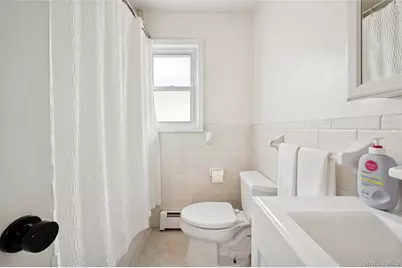 1038 Traymore Boulevard, Island Park, NY 11558 - Photo 16