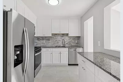 43 Cherry Street, Central Islip, NY 11722 - Photo 8