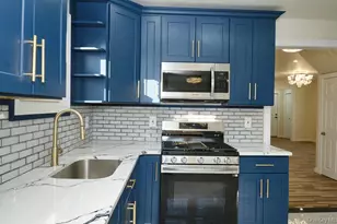 241-20 83rd Ave, Bellerose, NY 11426 - Photo 12