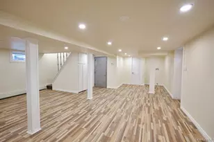 241-20 83rd Ave, Bellerose, NY 11426 - Photo 26