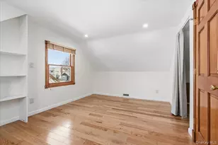 85 Briarcliff Rd, Westbury, NY 11590 - Photo 26