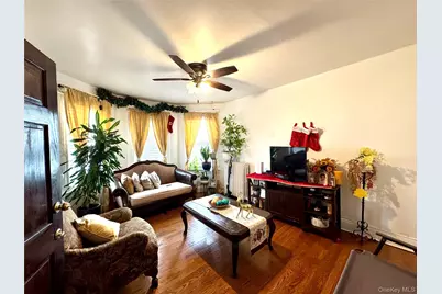 31-26 Buell Street, East Elmhurst, NY 11369 - Photo 20