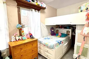 31-26 Buell St, East Elmhurst, NY 11369 - Photo 14