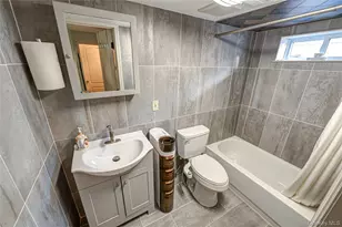 37 W 10th St, Deer Park, NY 11729 - Photo 18