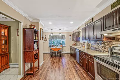 1277 Hummel Avenue, Holbrook, NY 11741 - Photo 12