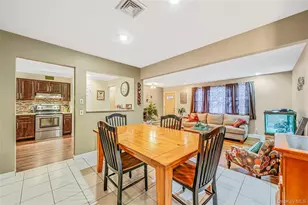 1277 Hummel Ave, Holbrook, NY 11741 - Photo 20