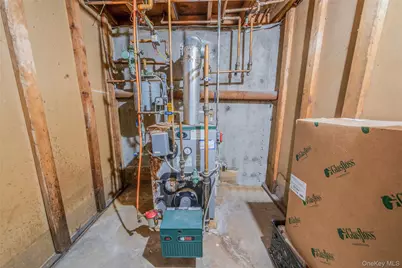 1277 Hummel Avenue, Holbrook, NY 11741 - Photo 30