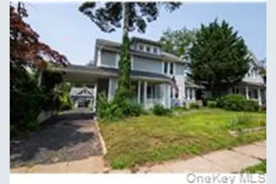 25 Hillside Avenue #1, Rockville Centre, NY 11570 - Photo 1