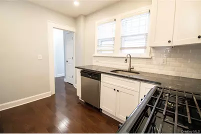 25 Hillside Avenue #1, Rockville Centre, NY 11570 - Photo 12