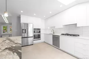 27 Meadowfield Ln, Glen Cove, NY 11542 - Photo 12